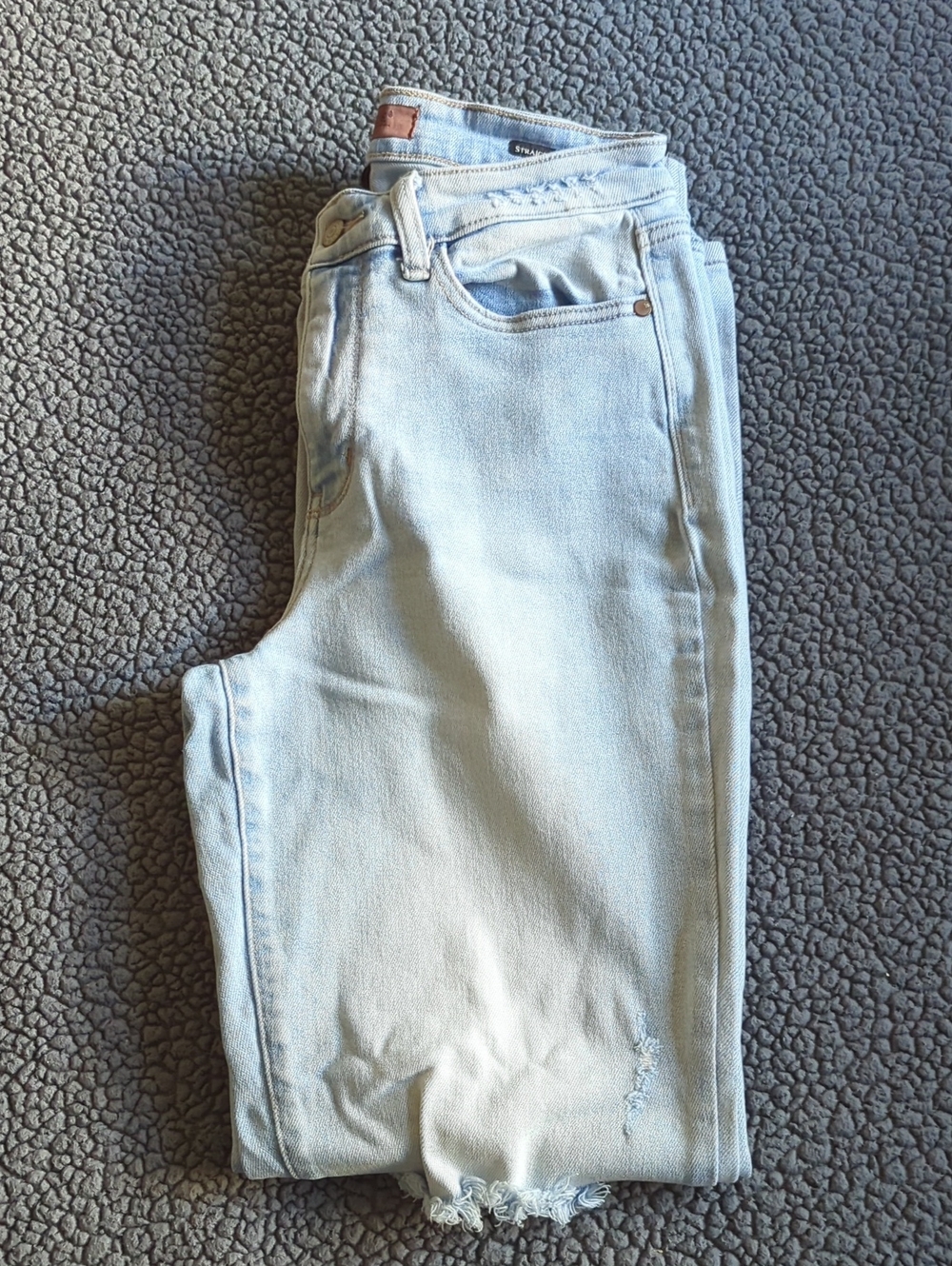Judy Blue High Rise 90's Back Rip / Destroyed Straight Jeans Size 7
